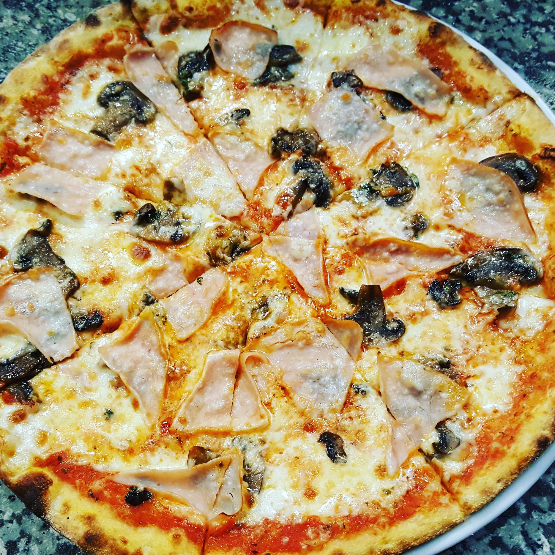 Gondola Pizza Kabataş 15 indirim