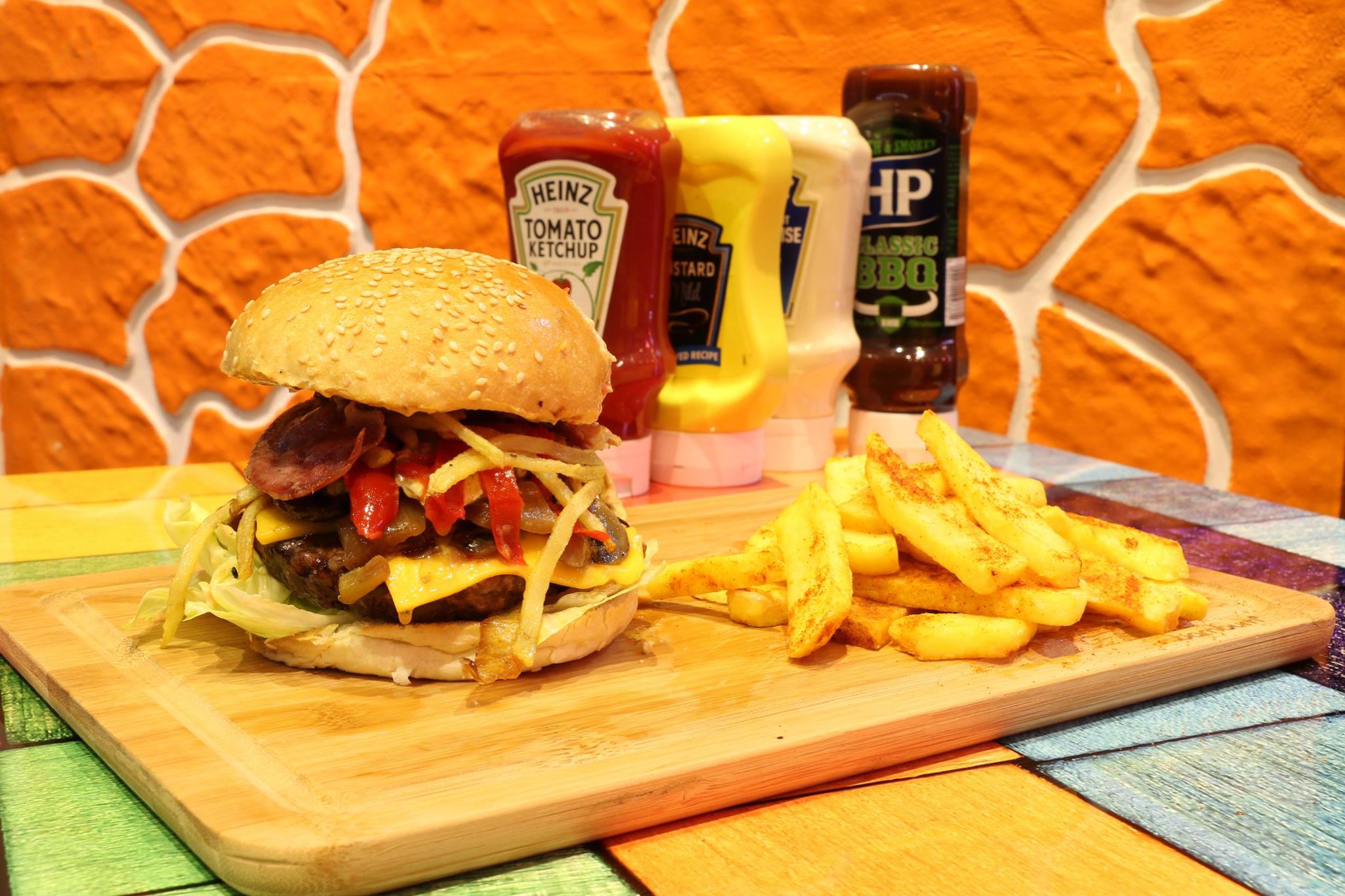 Burger Club 15 indirim